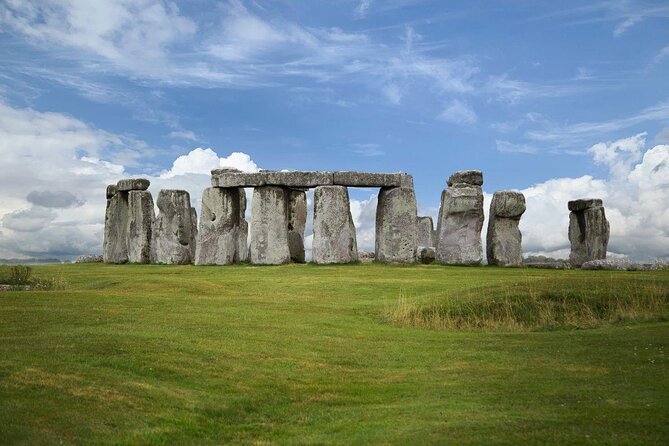 Stonehenge and Bath Day Guided Tour from London - Key things to know before you go