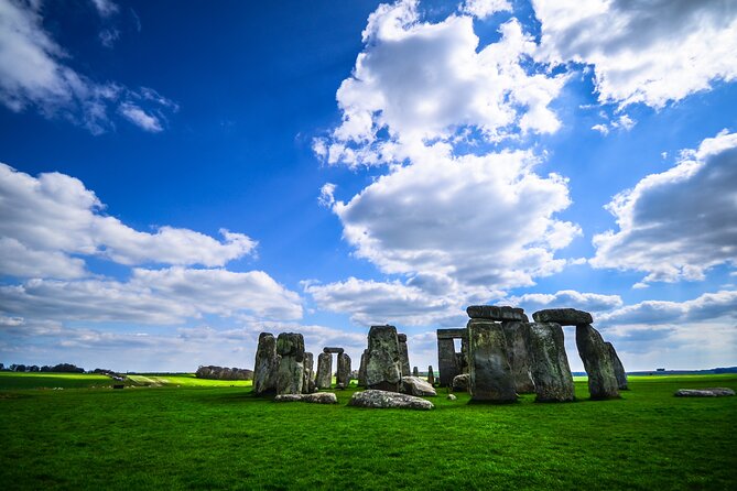 Stonehenge and Windsor from London - What I’d Pack and Plan for (So the Day Feels Easy)