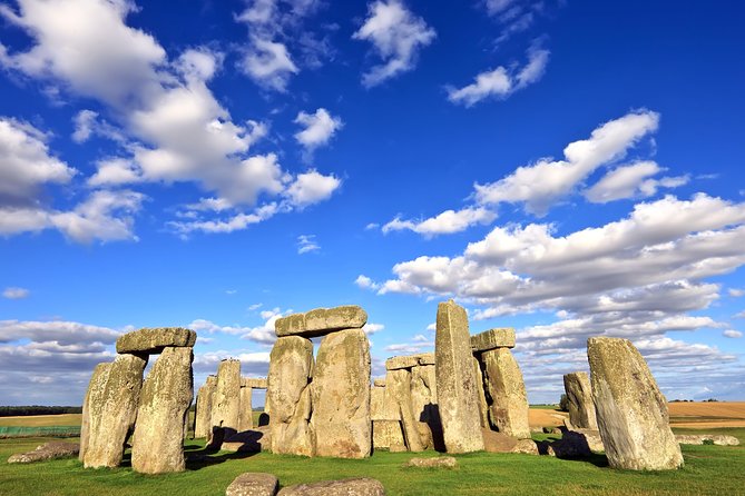 Stonehenge Half-Day Tour from London with Admission - The ride to Salisbury Plain: air-conditioned comfort, plus scenery time