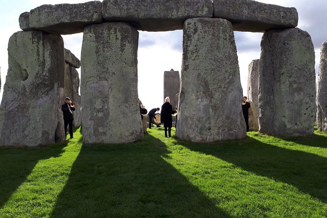 Stonehenge Inner Circle Private Tour from London with Bath Visit - Lacock village walk: medieval lanes, movie spots, and a real break from the coach