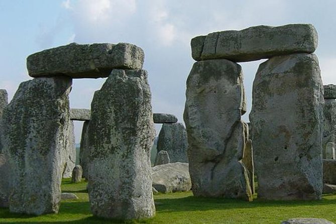 Stonehenge Shuttle Bus from London with Optional Fish & Chips - FAQ