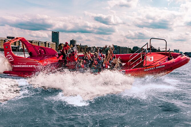 Thames High-Speed Zone Speedboat in London - Who should book this speedboat, and who should choose something calmer