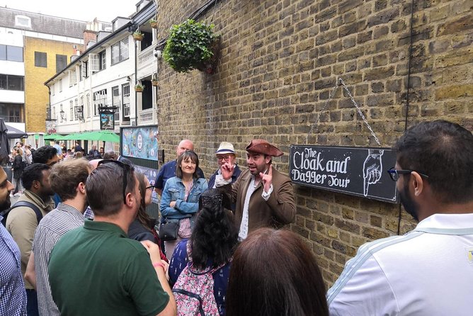 The Cloak and Dagger Tour in London - Borough Market through the ages: what’s under your feet