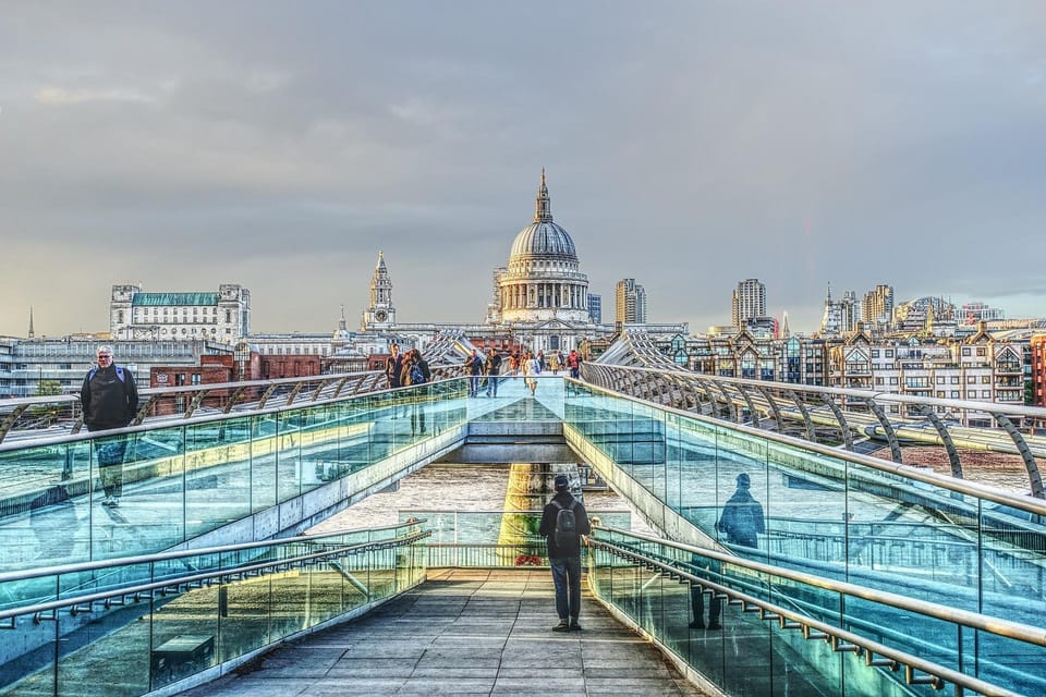 The most complete and exclusive Harry Potter tour in London - The Tablet Magic: Matching Film Scenes to Real Streets