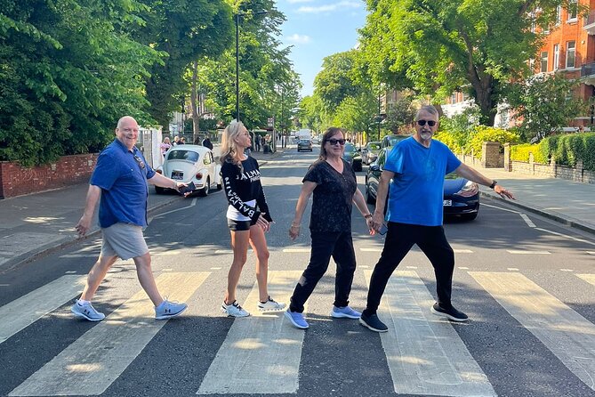 The Ultimate 6-hour Private Tour of London in an Iconic Black Cab - Piccadilly, Mayfair, Harrods area, and the Albert Memorial