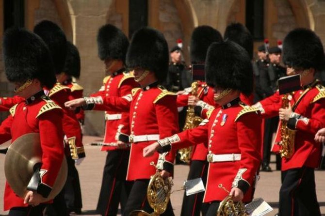 Tower of London: Crown Jewels & Beefeater Opening Ceremony - Key things you’ll notice