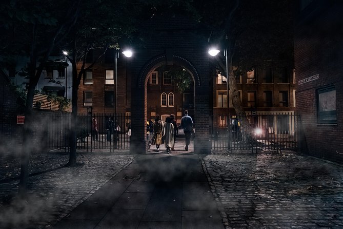 Ultimate Jack the Ripper : Guided Tour of London - Stop 1: Whitechapel’s gritty story, now next to newer streets