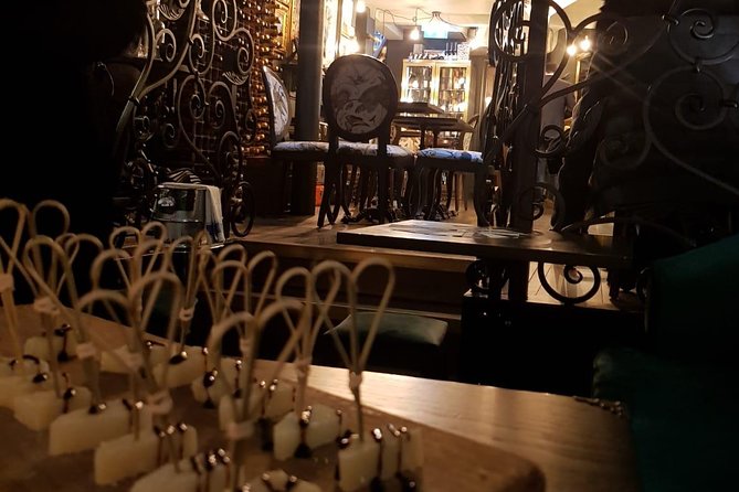 Ultimate London Cheese Crawl : Guided Food Tour - The guided route plus quiz game: why that interaction helps