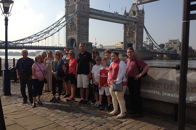 VIP Tower of London and Crown Jewels Tour with Private Beefeater Meet & Greet - Tower of London Highlights: White Tower, Raven’s Den, Battlements, and Tower Green