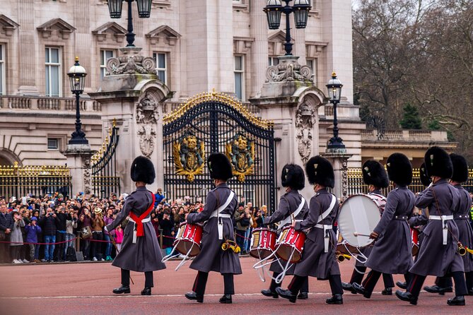 Walking Tour of London Westminster Abbey, Big Ben, Buckingham - St James’s Park walk: a needed reset before Buckingham