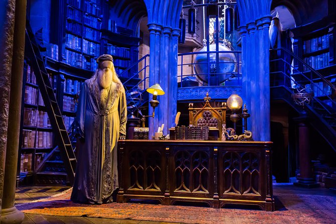 Warner Bros. Studio Harry Potter Tour with Superior Transport from London - Tickets handled for you, but you still control the pace