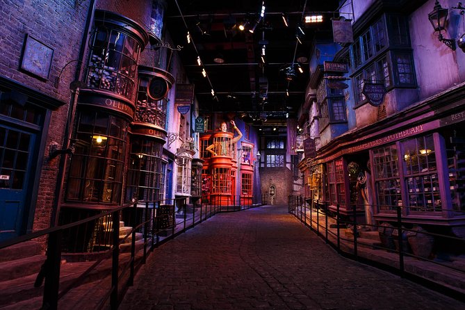 Warner Bros. Studio Tour with Transportation from London - Special effects and creature design: where the magic gets technical