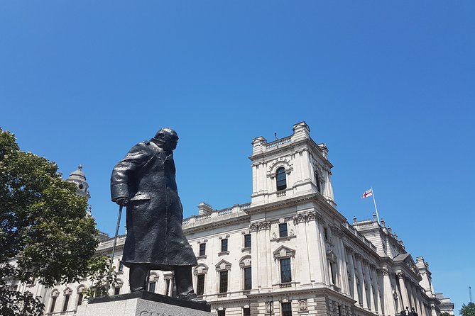 Westminster 3 Hour Walking Tour and Visit of Churchill War Rooms - Trafalgar Square: Nelson’s Column and the National Gallery Crowd Magnet