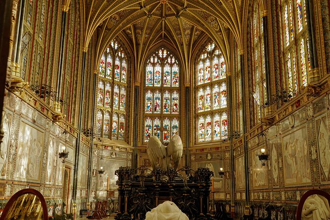 Windsor Castle Half Day Trip from London by Luxury Coach - Getting into Windsor Castle fast: your ticket is pre-booked, but security is real