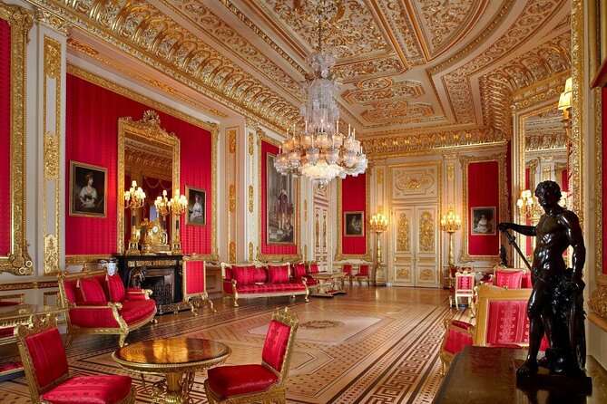 Windsor Castle Half Day Trip from London by Luxury Coach - Guides, personalities, and what makes the difference