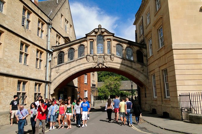 Windsor Castle, Stonehenge, and Oxford Day Trip from London - Accessibility and who this tour suits best